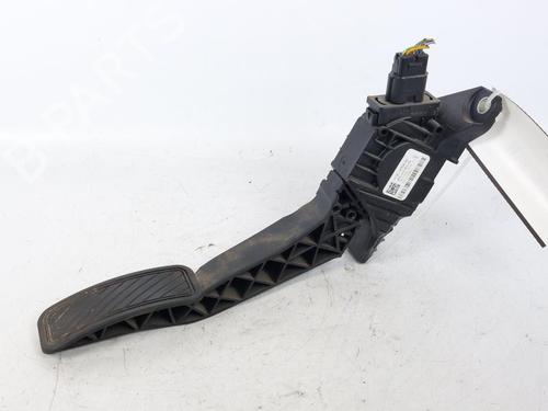 Used Pedal FORD FIESTA VII (HJ, HF) 1.0 EcoBoost (101 hp) 15164901