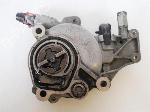Used Vacuum pump LAND ROVER FREELANDER 2 (L359) 2.2 TD4 4x4 (160 hp) 15149231