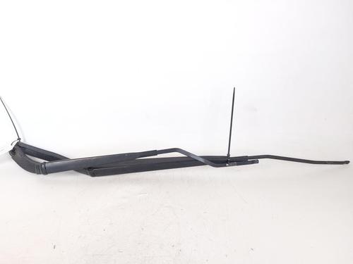 Used Front windshield wiper arm RENAULT CLIO IV (BH_) 1.5 dCi 90 (90 hp) 23416802