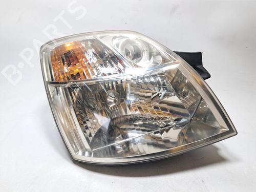Phare droit KIA PICANTO I (SA) 1.1 (65 hp) 33197283