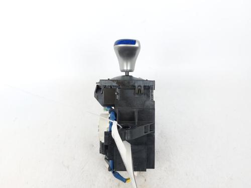 Used Shift knob Shift knob TOYOTA AURIS (_E18_) 1.8 Hybrid (ZWE186_, ZWE186R) (136 hp) 15172579 15172579