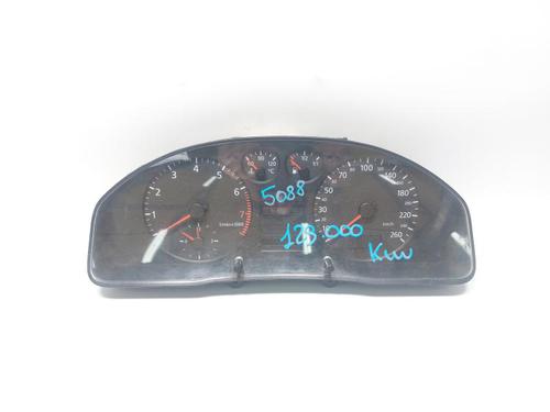 Kombiinstrument AUDI A4 B5 (8D2) 1.8 T (150 hp) 30478717