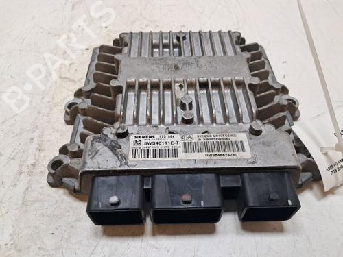 Used Engine control unit (ECU) Engine control unit (ECU) 38042848 38042848