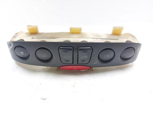 Used Left front window switch FIAT PUNTO (188_) 1.2 60 (188.030, .050, .130, .150, .230, .250) (60 hp) 29933351