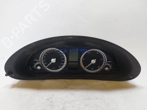 Used Instrument cluster Instrument cluster MERCEDES-BENZ C-CLASS (W203) C 220 CDI (203.008) (150 hp) 34713986 34713986