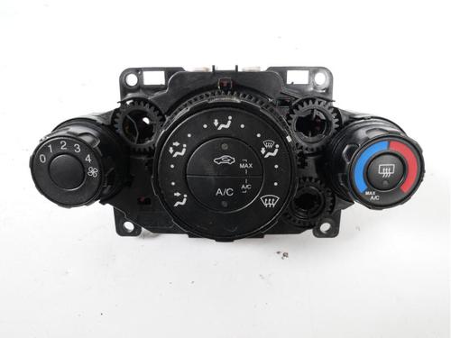 Used Climate control FORD FIESTA VI (CB1, CCN) 1.4 (97 hp) 15149423