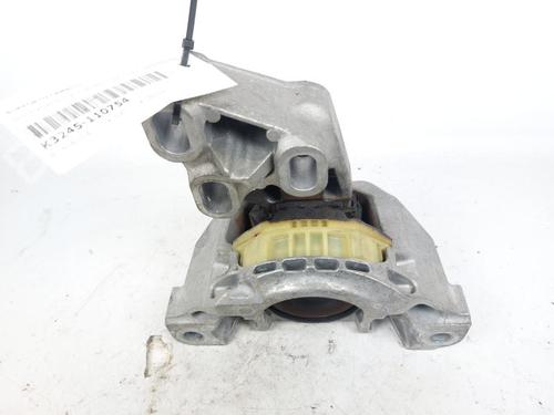 Gearbox mount MERCEDES-BENZ GLA-CLASS (X156) GLA 180 (156.942) | BP19444980M88 