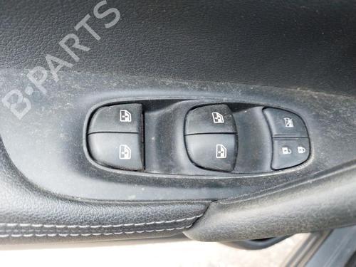 Left front window switch NISSAN QASHQAI II (J11, J11_) 1.5 dCi | BP24953678I27
