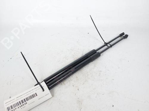 Gassdemper Bakluke TOYOTA YARIS (_P13_) 1.5 Hybrid (NHP130_, NHP130) (101 hp) 20502342