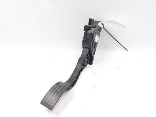Pedal FORD KUGA II (DM2) 1.5 TDCi (120 hp) 26516646