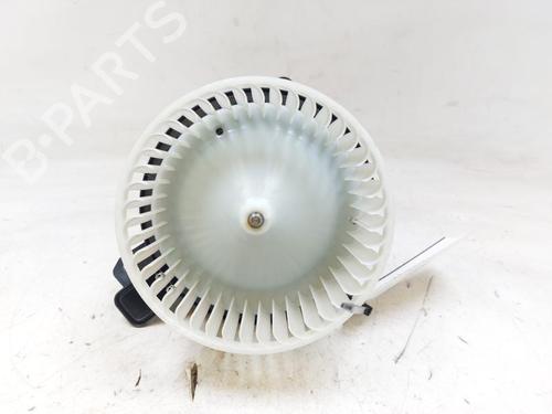 Used Heater blower motor VW POLO VI (AW1, BZ1, AE1) 1.0 TSI (95 hp) 28618526