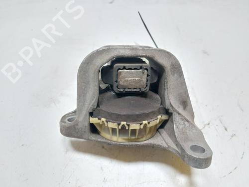 Used Engine mount LANCIA YPSILON (312_) 1.3 D Multijet (312.YXE1A, 312.YXU1A) (95 hp) 30802543