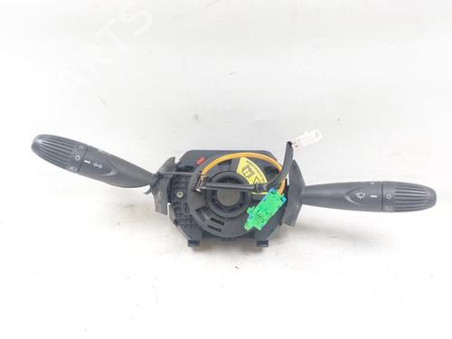 Used Steering column stalk FIAT PUNTO (188_) 1.2 60 (188.030, .050, .130, .150, .230, .250) (60 hp) 28689545