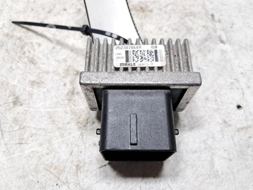 engine-control-unit-ecu-renault-twingo-iii-bcm_-bca_-2014-35894454 main image