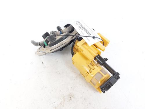 Used Fuel pump Fuel pump MERCEDES-BENZ GLC (X253) 220 d 4-matic (253.915) (194 hp) 19658651 19658651