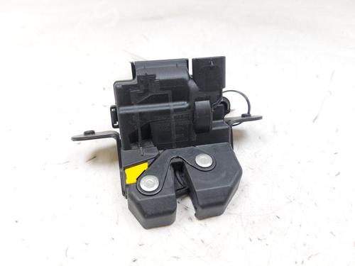 tailgate-lock-fiat-500x-334_-2014-28618771 main image