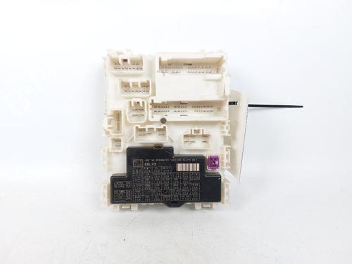 Used Fuse box Fuse box SUZUKI SWIFT IV (FZ, NZ) 1.2 (AZH412, ZC72S) (94 hp) 15163929 15163929