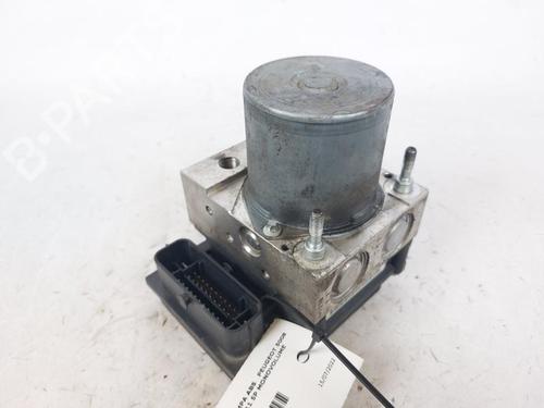 Used ABS pump PEUGEOT 5008 (0U_, 0E_) 2.0 HDi 150 / BlueHDi 150 (150 hp) 15159171