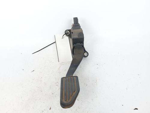 Used Pedal TOYOTA YARIS (_P13_) 1.0 (KSP130_, KSP130) (69 hp) 15161028