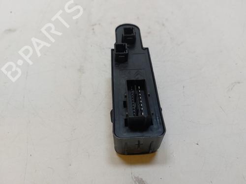 Left front window switch PEUGEOT 208 I (CA_, CC_) 1.2 VTI 82 | BP36488663I27 - Image 3