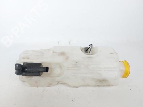 Used Windscreen washer tank SMART FORTWO Coupe (453) electric drive / EQ (453.391) (56 hp) 20501840
