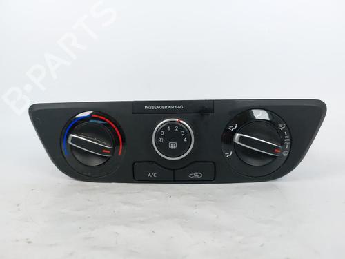 Used Climate control Climate control 15159400 15159400
