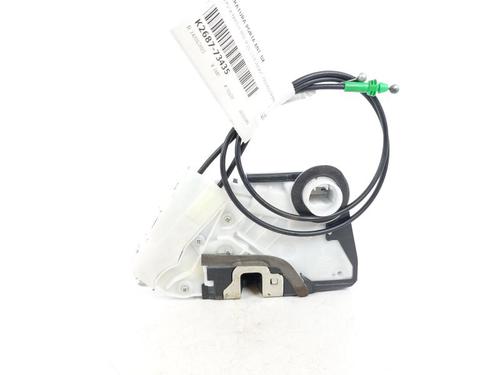 Used Front right lock TOYOTA YARIS (_P13_) 1.5 Hybrid (NHP130_, NHP130) (101 hp) 15171652