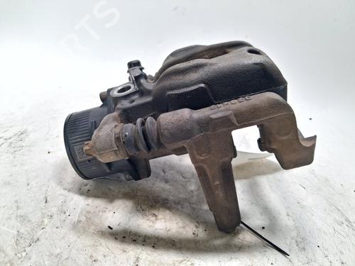 Right front brake caliper MERCEDES-BENZ A-CLASS (W177) A 250 e (177.086) | BP37757474M104 - Image 4