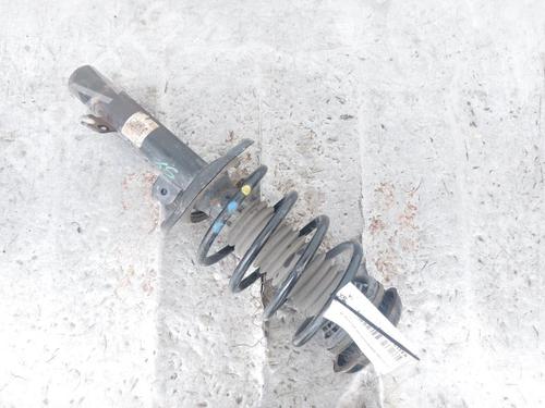Used Left front shock absorber Left front shock absorber CITROËN C3 III (SX) 1.2 THP 110 (SXHNPS, SXHNZT, SXHNZ6) (110 hp) 28689482 28689482