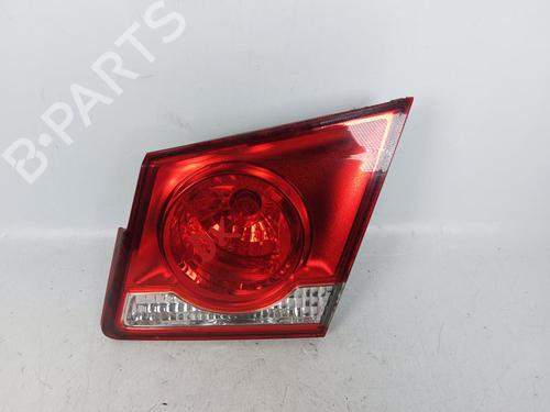 Used Right taillight CHEVROLET CRUZE (J300) 1.8 (141 hp) 15165956