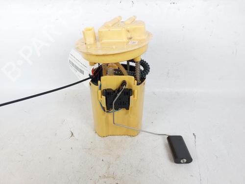 Used Fuel pump FORD FIESTA VII Van 1.5 TDCi (86 hp) 19733080