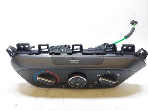 Used Climate control Climate control 33687626 33687626