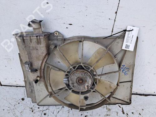 Used Radiator fan Radiator fan TOYOTA YARIS VERSO (_P2_) 1.3 (NCP20_, NCP22_, NCP20R, NCP22R) (86 hp) 34207150 34207150
