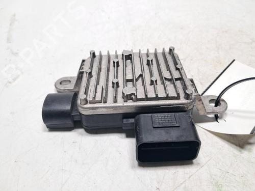 Used Radiator fan Radiator fan KIA STONIC (YB) 1.0 T-GDi Eco-Dynamics+ (101 hp) 33195764 33195764