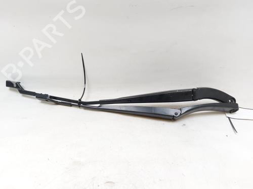 front-windshield-wiper-arm-vw-t-roc-a11-d11-2017-28372568 main image