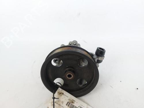 Used Steering pump Steering pump 17611796 17611796