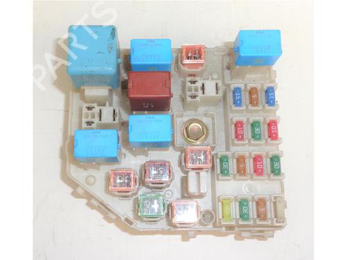 Used Fuse box Fuse box TOYOTA RAV 4 II (_A2_) 2.0 D 4WD (CLA20_, CLA21_, CLA20R, CLA21R) (116 hp) 15139176 15139176