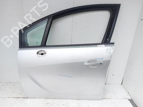 Used Left front door OPEL MERIVA B MPV (S10) 1.3 CDTI (75) (95 hp) 26145787
