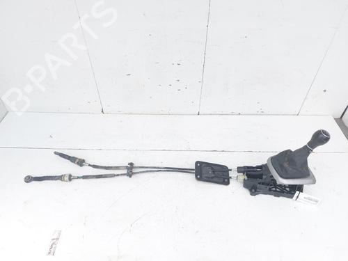 shift-knob-fiat-tipo-saloon-356_-357_-2015-24856555 main image