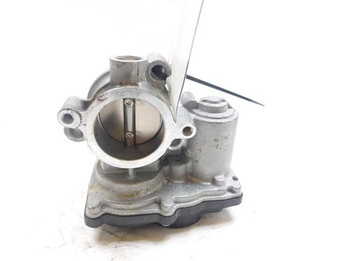 Used Throttle body DACIA DUSTER (P1310) 1.0 ECO G-100 (101 hp) 25732556