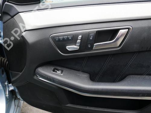 Interior roof light MERCEDES-BENZ E-CLASS (W212) E 250 CDI / BlueTEC 4-matic (212.082, 212.097) | BP15154397I8