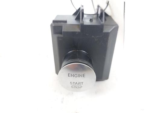 Used Electronic module Electronic module MERCEDES-BENZ GLA-CLASS (X156) GLA 180 (156.942) (122 hp) 19444917 19444917