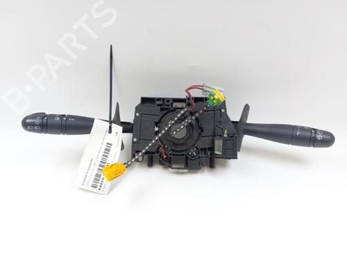 Used Steering column stalk RENAULT CLIO II (BB_, CB_) 1.2 (BB0A, BB0F, BB10, BB1K, BB28, BB2D, BB2H, CB0A,... (58 hp) 28014691