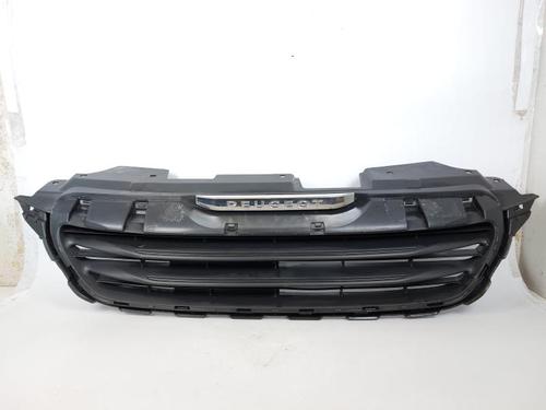Used Grille PEUGEOT 108 1.0 VTi 72 (72 hp) 17204845