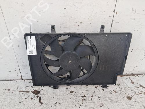Used Radiator fan Radiator fan 39067560 39067560