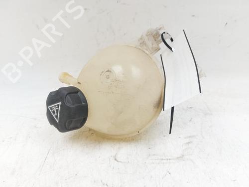 Used Expansion tank PEUGEOT 208 I (CA_, CC_) 1.5 BlueHDI 100 (102 hp) 26672094