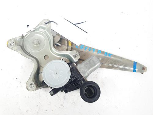 Rudehejsemekanisme Højre bagtil LEXUS IS II (_E2_) 220d (ALE20) (177 hp) 15154101