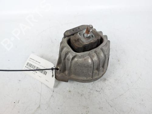 Used Engine mount BMW X1 (E84) sDrive 18 d (143 hp) 15166751