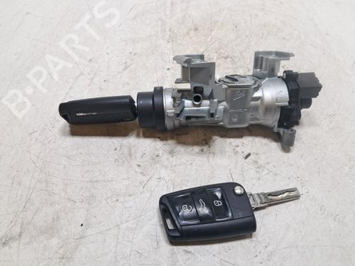 electronic-module-skoda-octavia-iii-combi-5e5-5e6-2012-2013-2014-2015-2016-2017-2018-2019-2020-37020131 main image