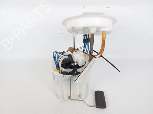 Used Fuel pump BMW 1 (F40) 118 i (140 hp) 19518301